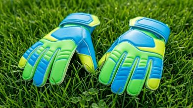Junior Goalkeeper Gloves - Youth Sizing and Features - Featured Image